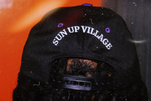 Load image into Gallery viewer, SUN LOGO SNAPBACK
